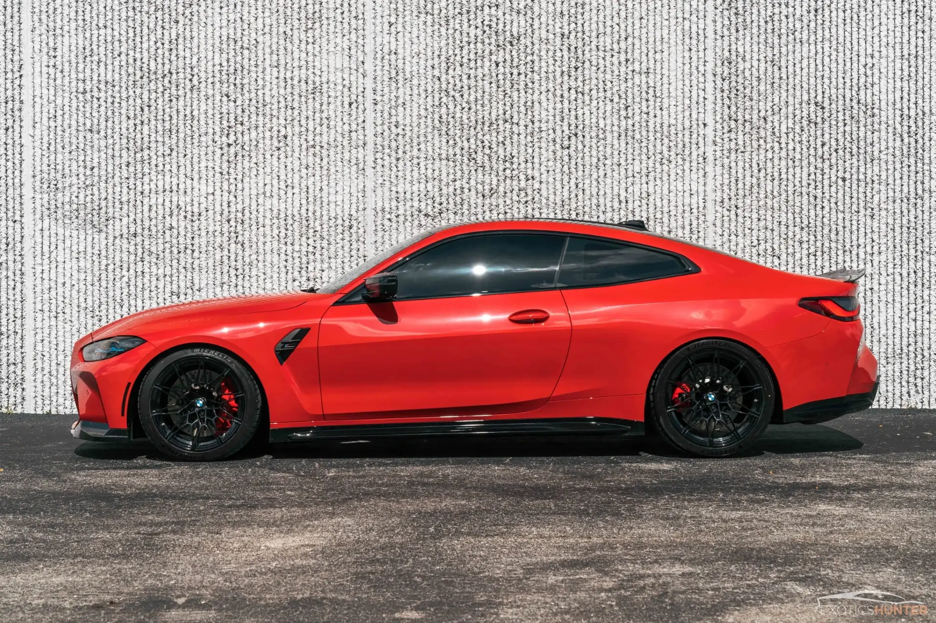 red car